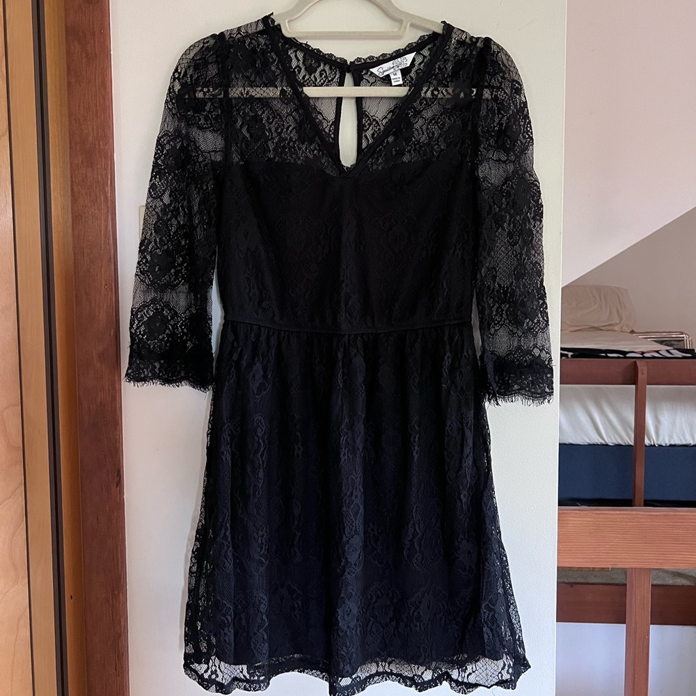 Speechless Lace Long-sleeve Dress